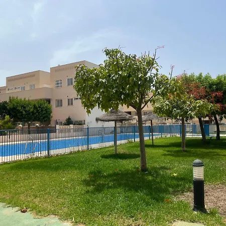 Toyo Golf Apartamento