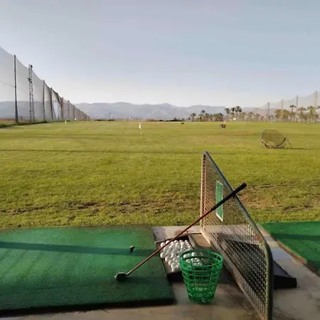 Toyo Golf Apartman *